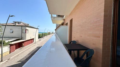 P033 - Porto Recanati, delizioso quadrilocale fronte mare