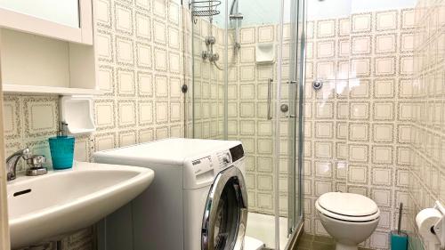 P033 - Porto Recanati, delizioso quadrilocale fronte mare