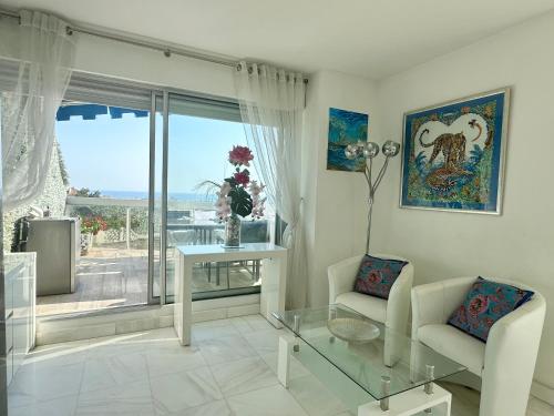 CANNES CROISETTE Sea & Sky 2