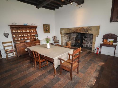 Viesnīcas āriene, Y Fferm in Penyffordd