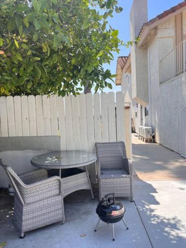 Studio Living,Quiet Neighborhood, Near Airport in Rowland Heights