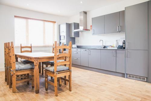 ห้องครัว, โรงแรมเดอะ เคาน์ตี้ (The County Hotel) in เชมสฟอรฺด