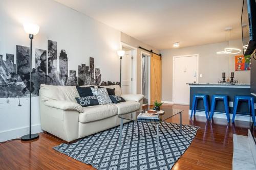 Downtown Atlanta 2B Queen Bed Free Parking LM2202 in Atlanta, USA
