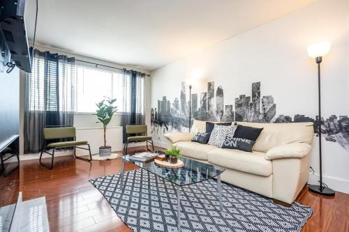 Downtown Atlanta 2B Queen Bed Free Parking LM2202 in Atlanta, USA