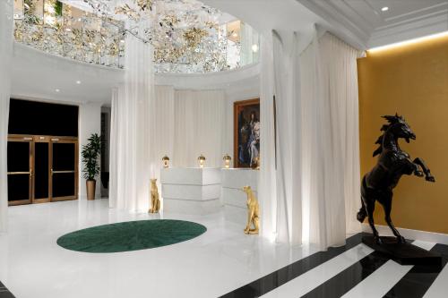 The Admiral Hotel Mobile, Curio Collection by Hilton
