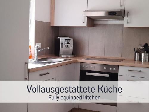 virtuve, Chalet Salzenweiler eingezäunt - Sauna - Kamin - Wlan (Chalet Salzenweiler eingezaunt - Sauna - Kamin - Wlan) in Dornhan