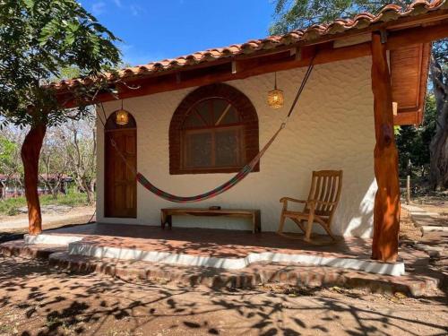 La casita blanca, Las Planadas next Yankee Beach in Escamequita
