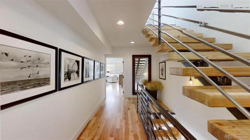 Luxurious, Modern Townhome 5 minute Walk from Cherry Creek North in Cherry Creek