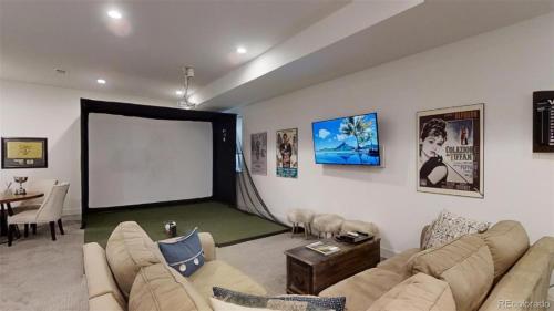 Four-Bedroom House image 10