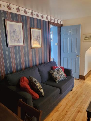 Cranberry Cove Inn Room Type - Double Room with Extra Bed