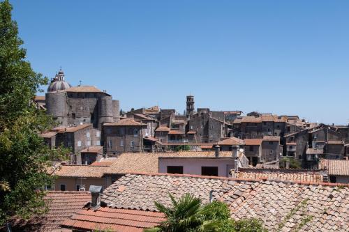Mariella sul borgo in Ronciglione
