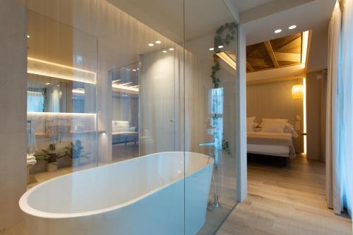 XULOS Rooms & Suites