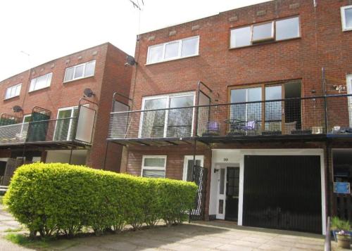 Waterside, Peartree Bridge, Milton Keynes gîte à louer Woolstone