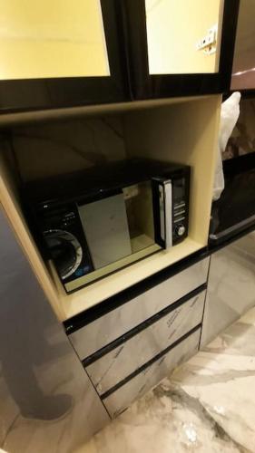 شقة المهندسين جامعة الدول ميدان لبنان الدقي فندقية in Mohandesin