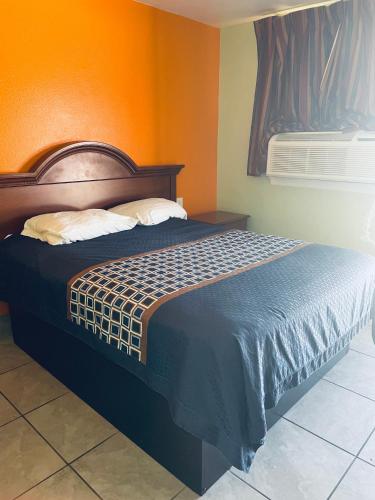 1 double bed