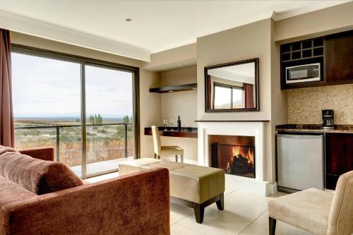 Book the Grand Twin Guest Room with Mountain View Grand Twin Guest Room with Mountain View