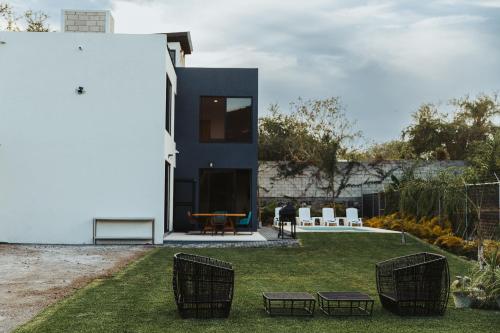 Casa Gris in Jiutepec, Mexico