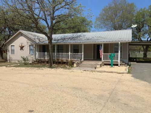 Shady Grove in Concan, USA