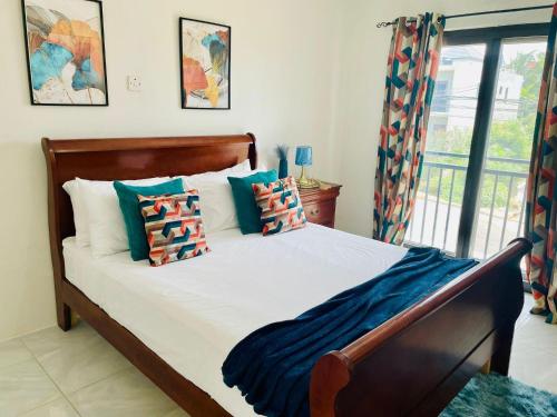 VaeTropicalParadise Free Puerto Seco Beach Access in Discovery Bay