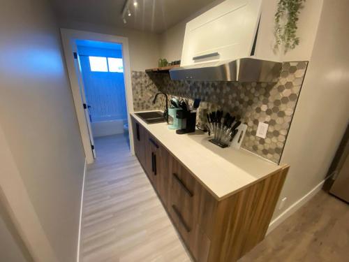 Brand New Modern Flat 2br1ba Whyte And University - Edmonton
