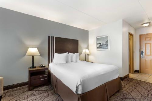 Best Western Plus Longbranch Hotel & Convention Center - image 12