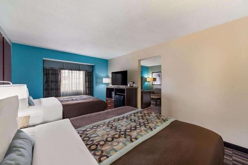 Best Western Plus Elizabeth City Inn & Suites - image 10