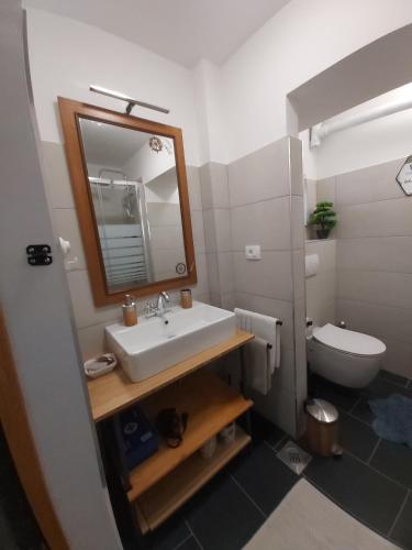 Double Room with Terrace image 4
