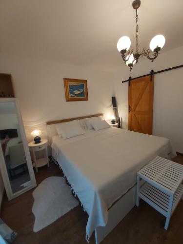 Double Room with Terrace image 5