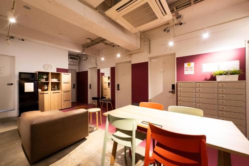 Shared lounge/TV area, Imano Tokyo Hostel near Shinjuku Golden Gai