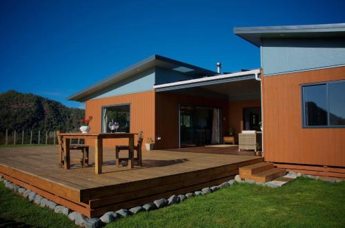 Tarata Fishaway's Kanuka Estate in มังกาเวคา