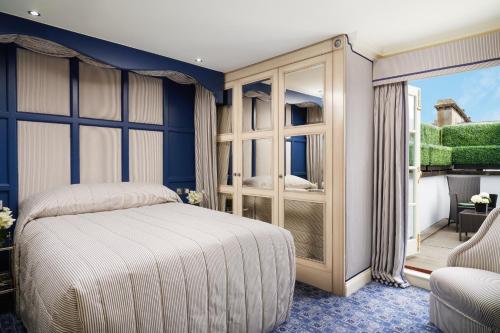 586098409 Milestone Hotel Kensington