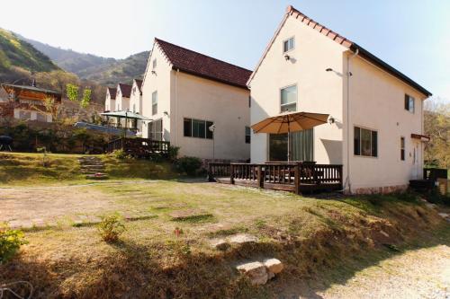 benehil pension · Pŏmdo