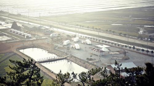 sinan ceonilyeomhilringkaempeu karaban in Sinan-gun