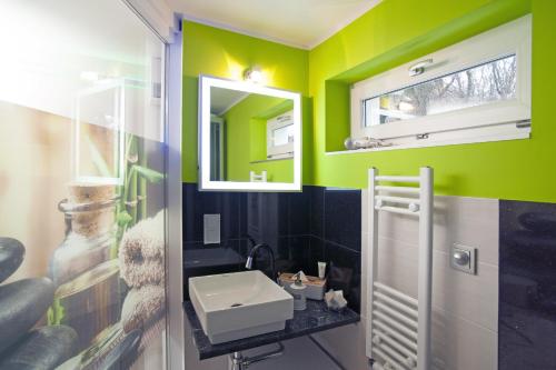 Designpension Idyll Nr2 Hotel Garni - image 10