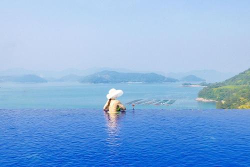Yeosu Geumpa Pension near Dolby Garden