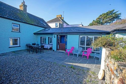 Newly renovated entire residential home Annestown Beach, County Waterford in Bunmahon