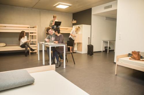 Hostel H - image 14