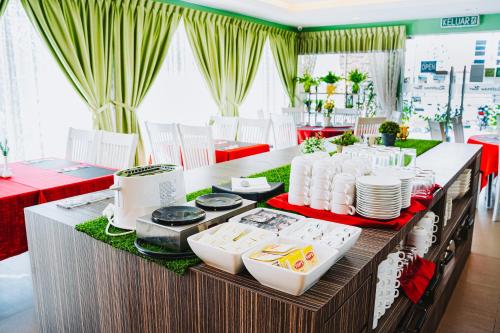 Ресторан, Hotel Nur Miri in Мірі