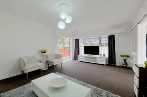 Exquisite Four-Bedroom Home in Forrest Hill, Auckland (zdjęcie 7)
