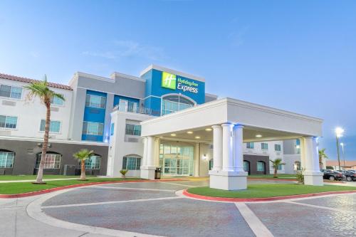 홀리데이 인 익스프레스 호텔 & 스위트 엘 센트로 바이 IHG - 숙소 외관