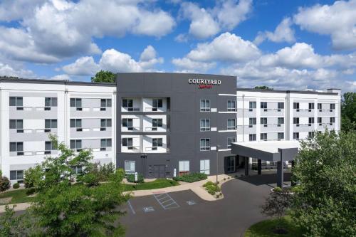 . Courtyard by Marriott Philadelphia Bensalem