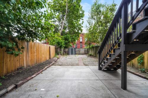 Apartment image 10