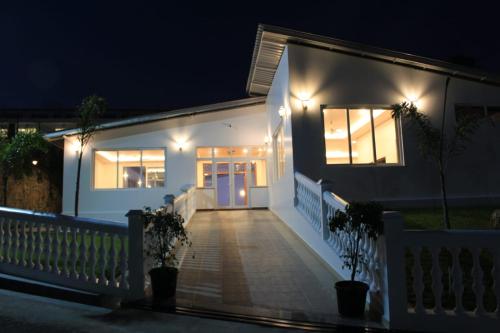 Exterior view, Windermere Hotel in Shillong