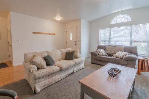 Traveler's Rest home - image 10