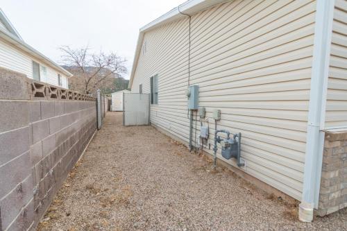 Traveler's Rest home - image 8