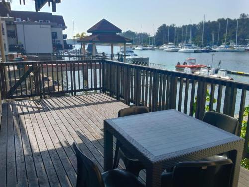 62 on Tuzi Gazi 62 on Tuzi Gazi