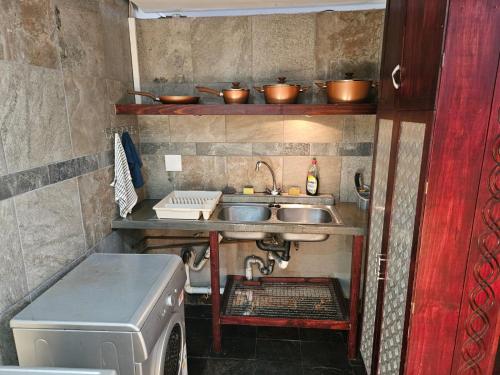 62 on Tuzi Gazi 62 on Tuzi Gazi