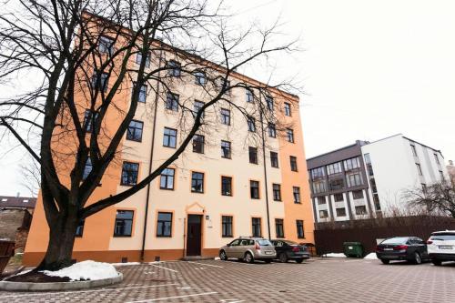 Cute studio APT with a View over the rooftops and Free parking in the area, Riga (foto 10)