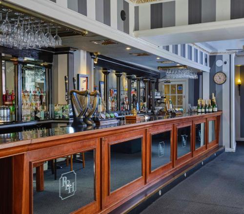 Royal Beacon Hotel - image 5