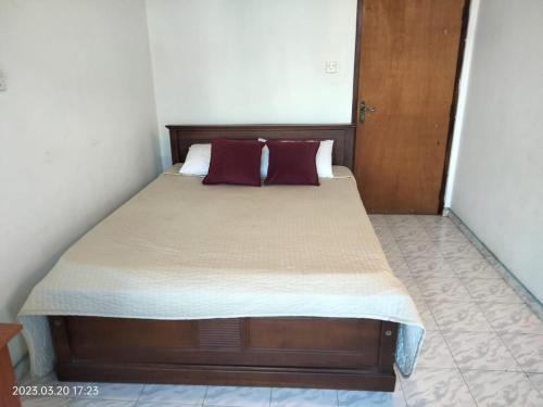 Ivory House - image 5